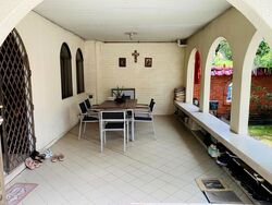 Sennett Estate (D13), Terrace #634195581
